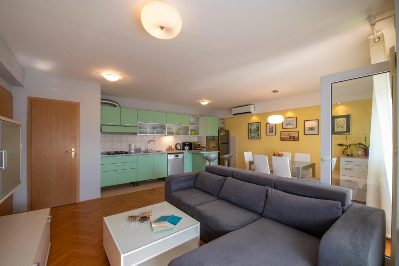 Apartman Silvija Осиек Экстерьер фото